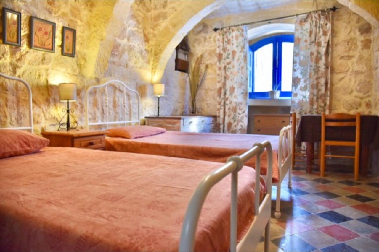Ta'Martin Farmhouse Xewkija Gozo エクステリア 写真